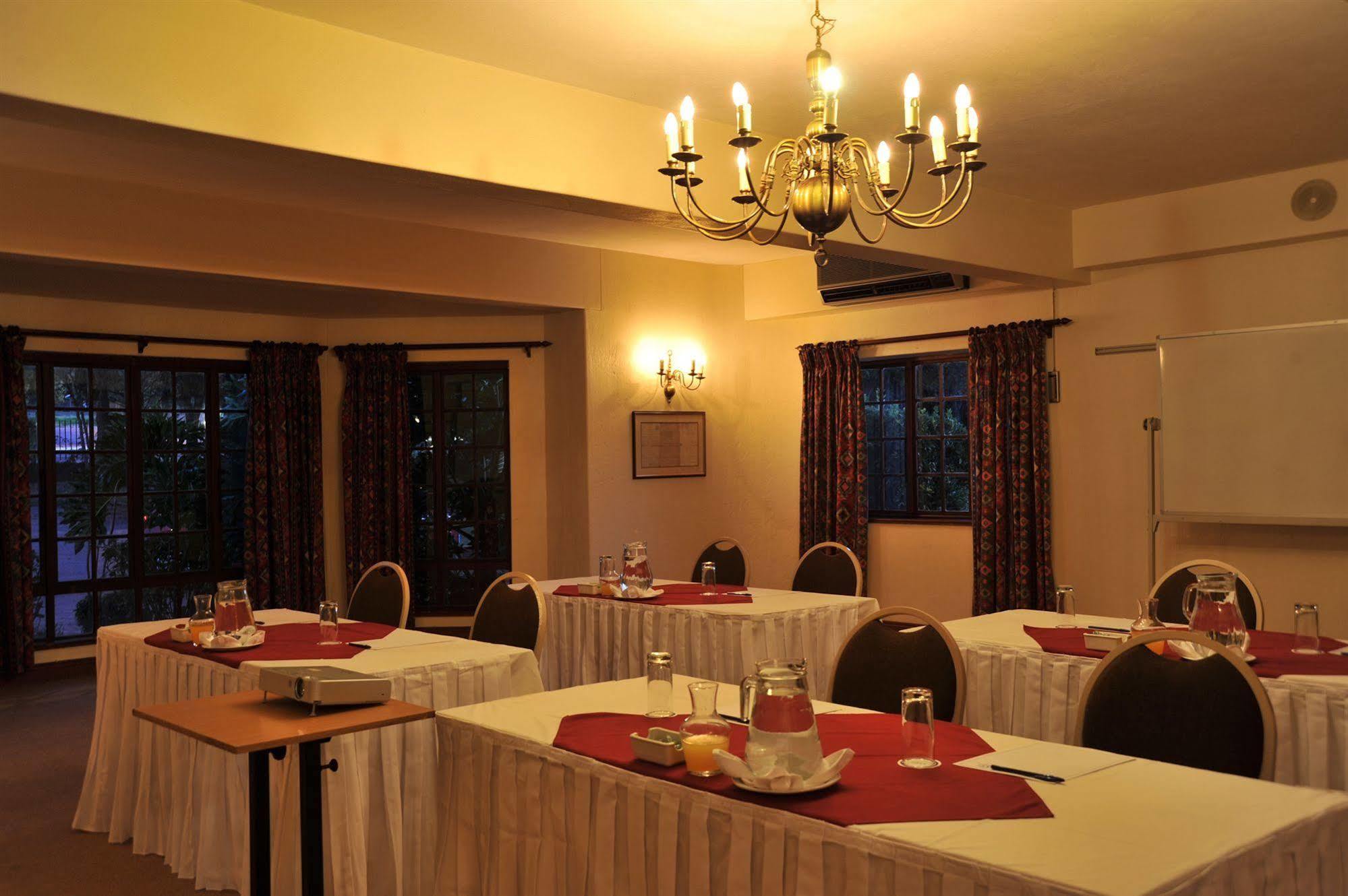 Wartburger Hof Hotel Midlands Экстерьер фото